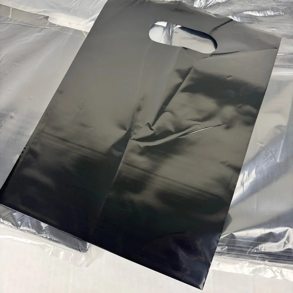 2-packs of 9” X 12” BLACK retail merchandise handle bags -NIP-200 pieces